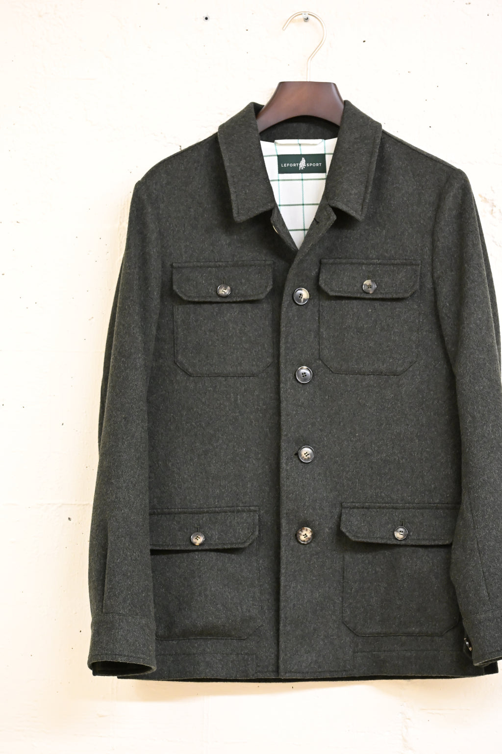 Safari Alpin Loden Green Close